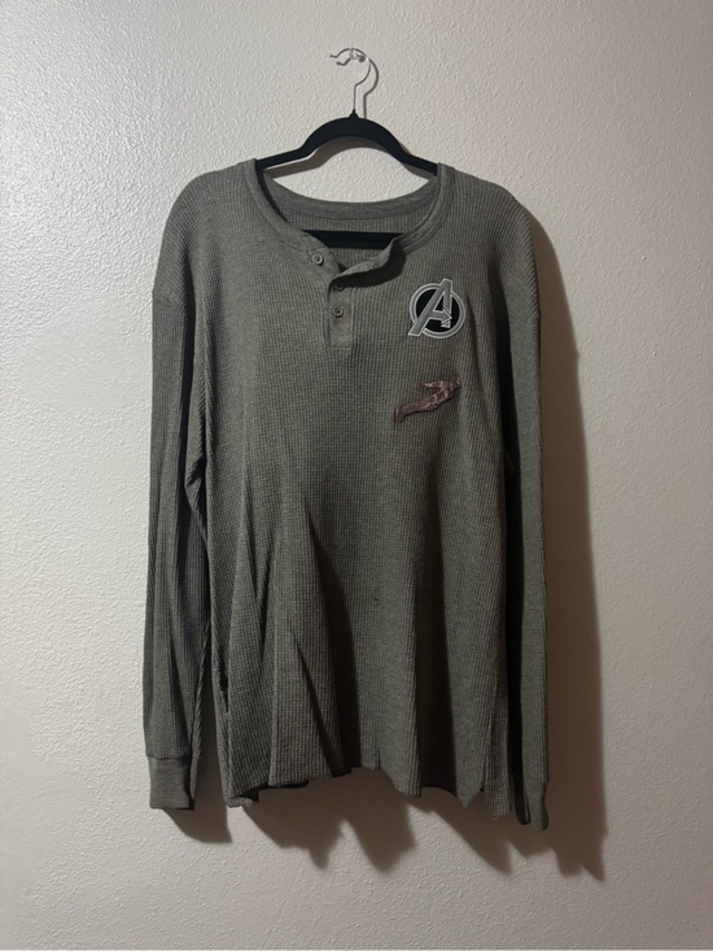Avengers Dark Grey Waffle “Roadie’s Henley” Size XL - Picture 1 of 8